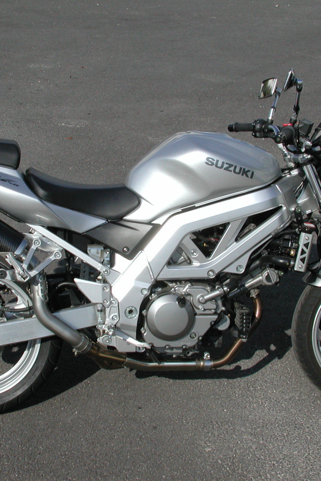 Невероятно быстрый мотоцикл Suzuki SV 650 S