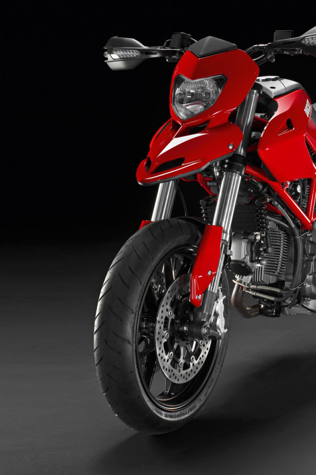 Невероятно быстрый мотоцикл Ducati Hypermotard