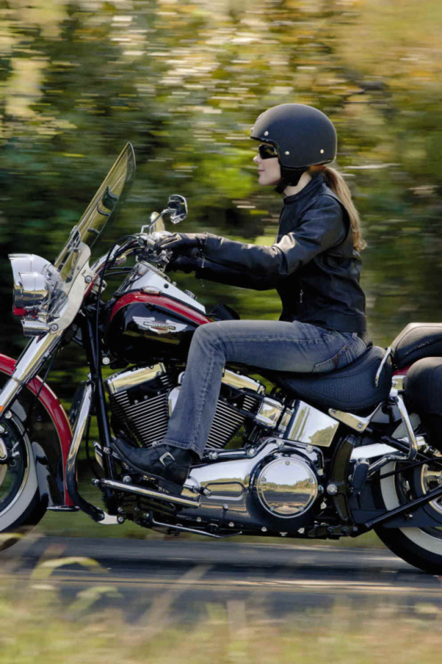 Мотоцикл модели Harley-Davidson Heritage Softail