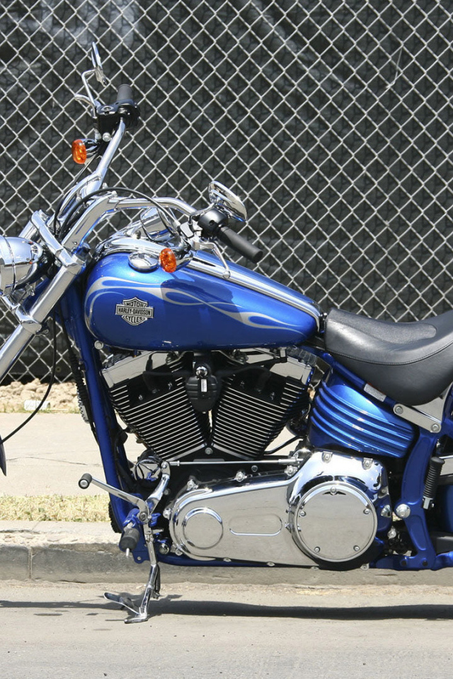 Мотоцикл модели Harley-Davidson Softail Breakout