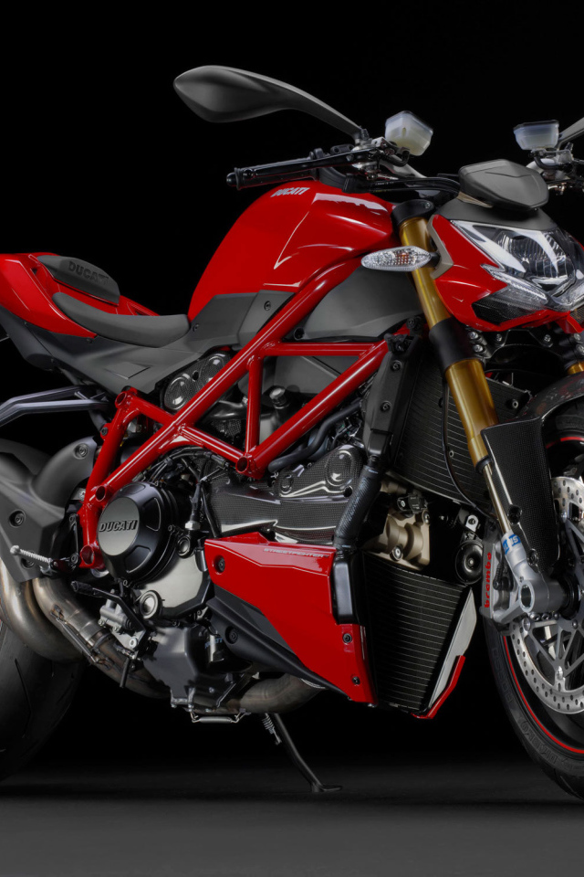 Новый мотоцикл Ducati Streetfighter 848