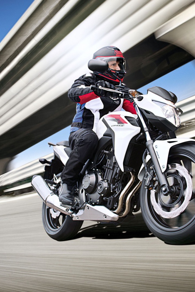 Мотоцикл модели Новый мотоцикл Honda CB 500 F