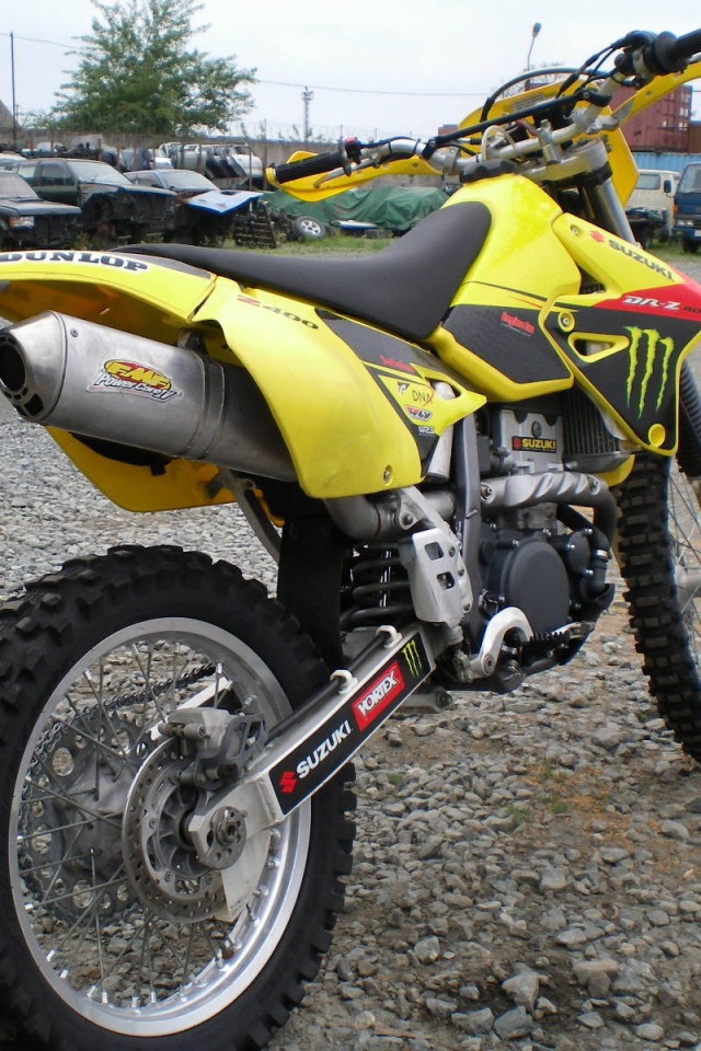 Новый надежный мотоцикл Suzuki  DR-Z 125