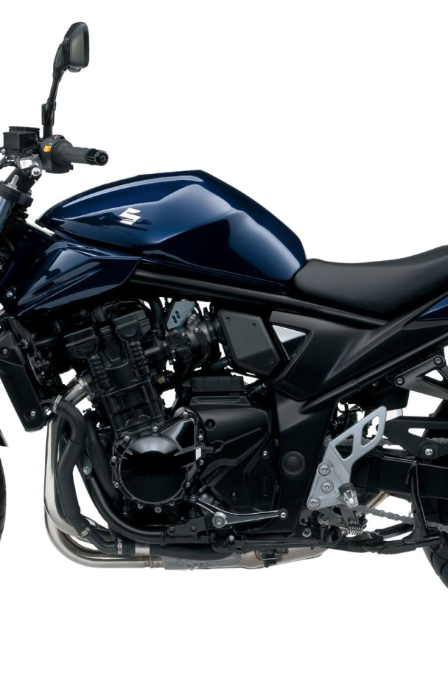 Новый надежный мотоцикл Suzuki  GSF 650