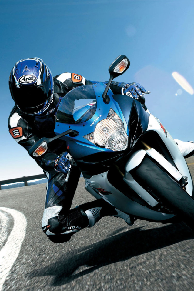 Новый надежный мотоцикл Suzuki  GSX-R 600