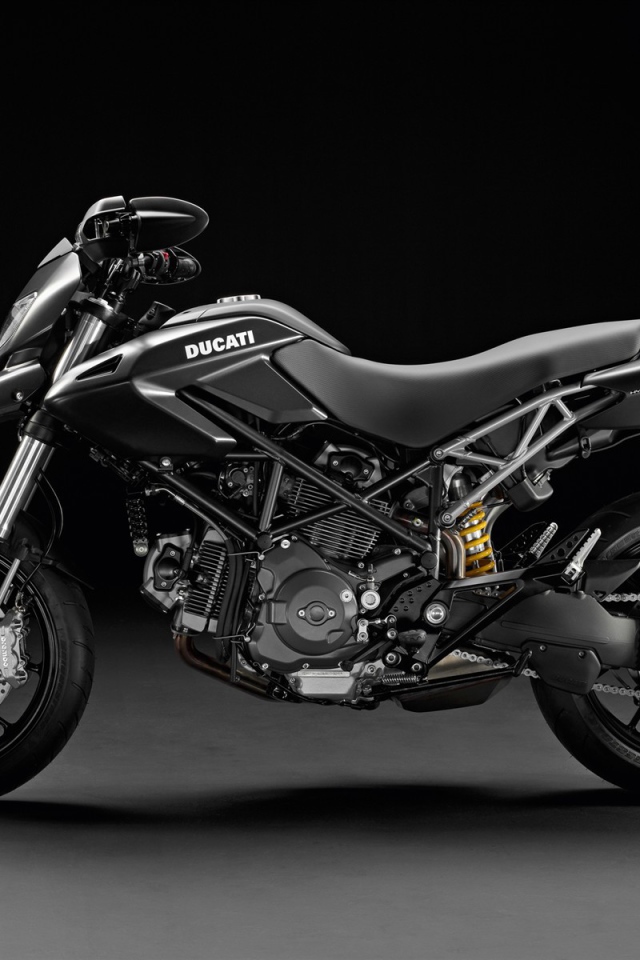 Новый надежный мотоцикл Ducati Hyperstrada