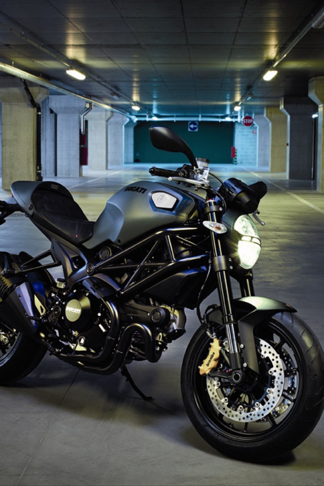 Новый надежный мотоцикл Ducati Monster Diesel