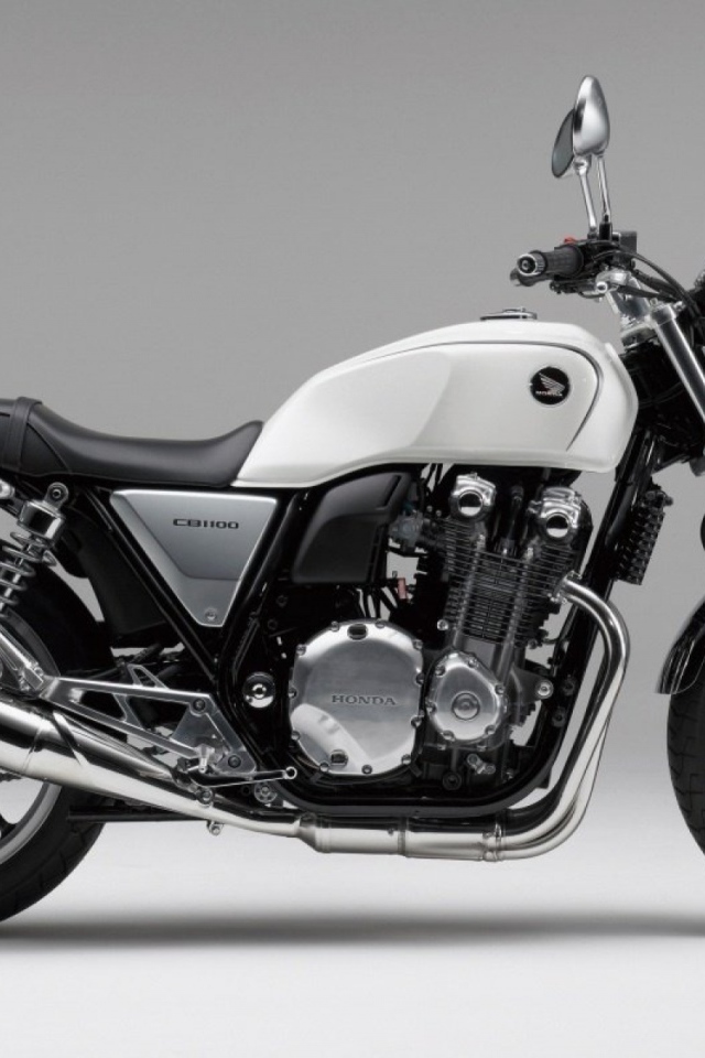 Новый надежный мотоцикл Honda CB 1100