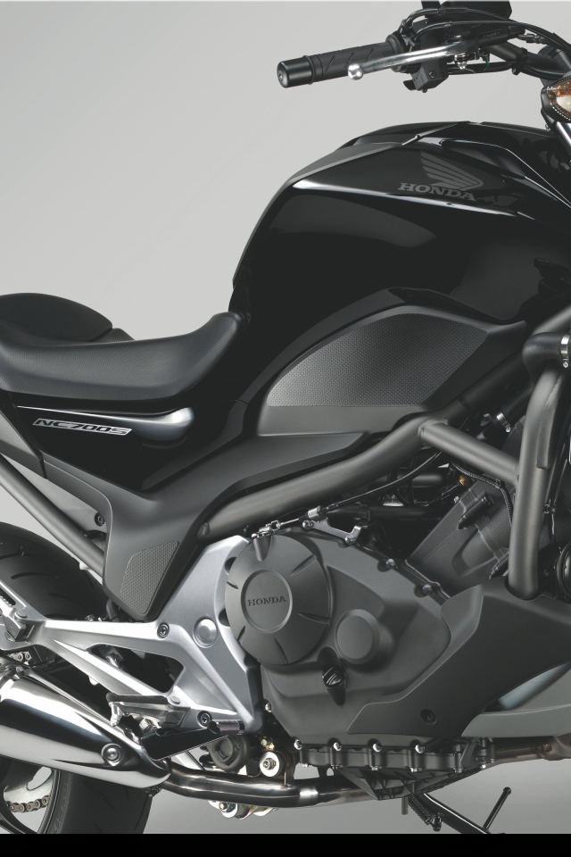 Новый надежный мотоцикл Honda NC 700 S