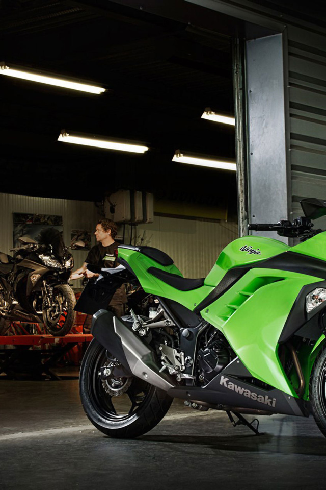 Новый надежный мотоцикл Kawasaki Ninja 300