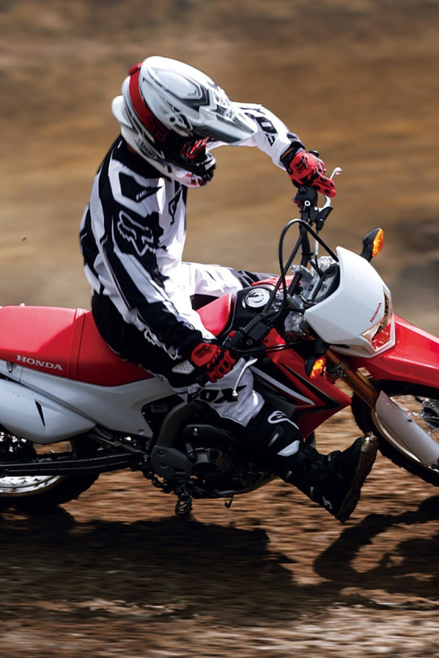 Популярный мотоцикл Honda CRF 250 L