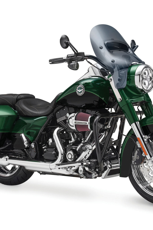 Популярный мотоцикл Harley-Davidson CVO Road King