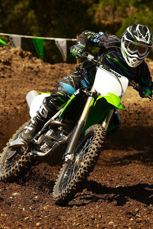 Популярный мотоцикл Kawasaki KX 450 F