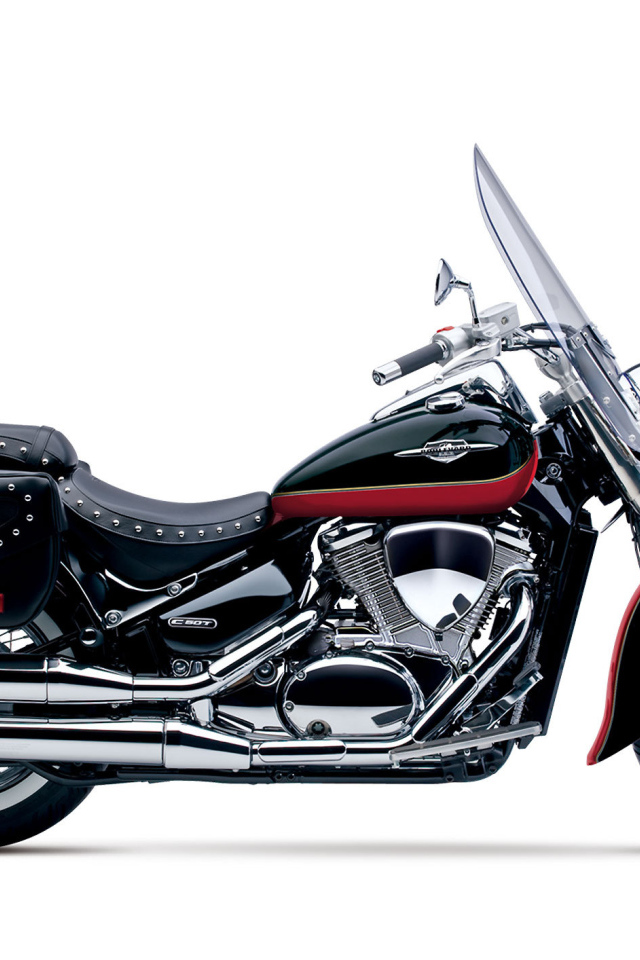 Популярный мотоцикл Suzuki Boulevard S 40