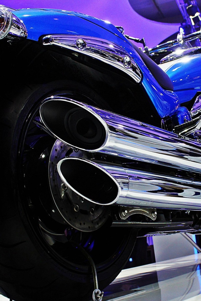 Популярный мотоцикл Suzuki  Intruder C1500T