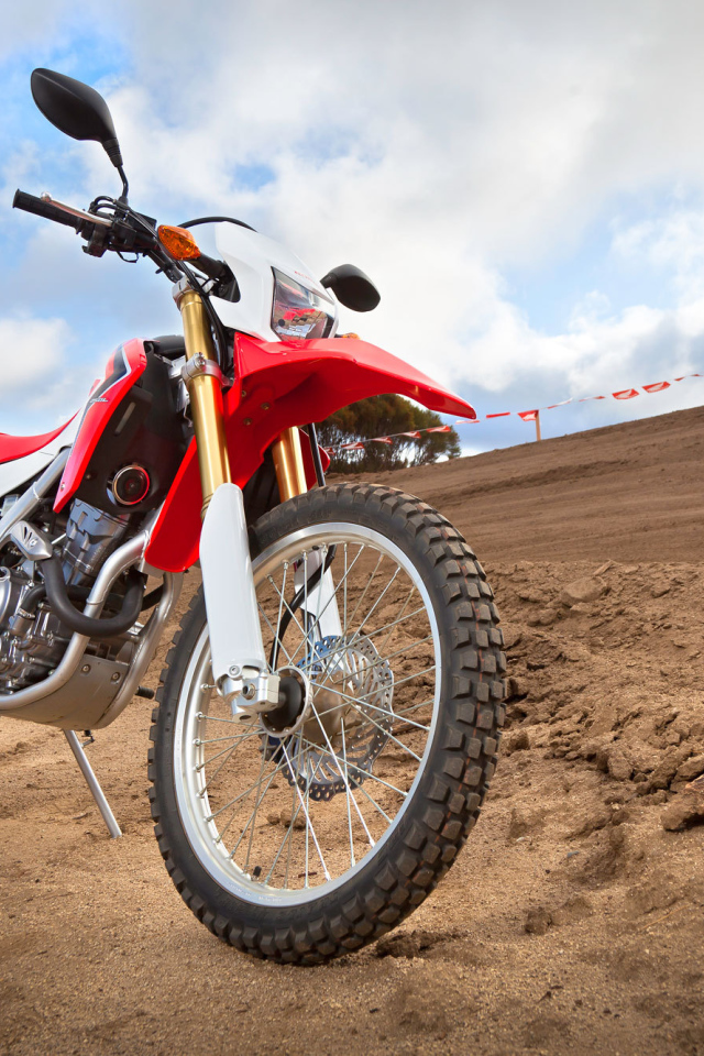 Надежный мотоцикл Honda CRF 250 L