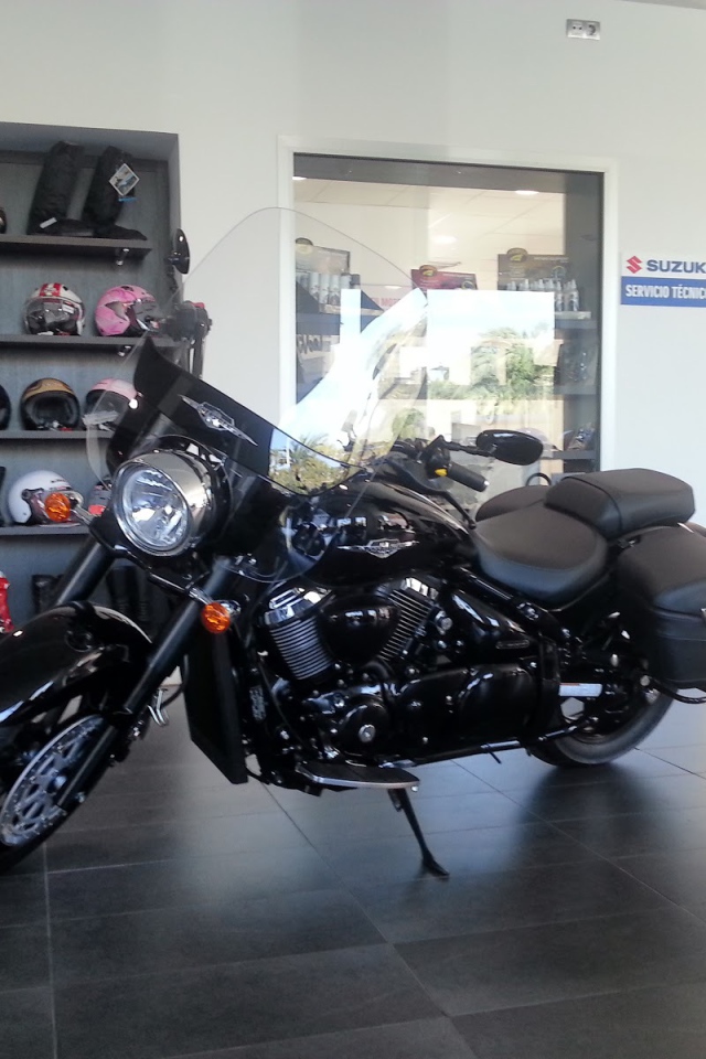 Новый мотоцикл Suzuki Intruder C1500T