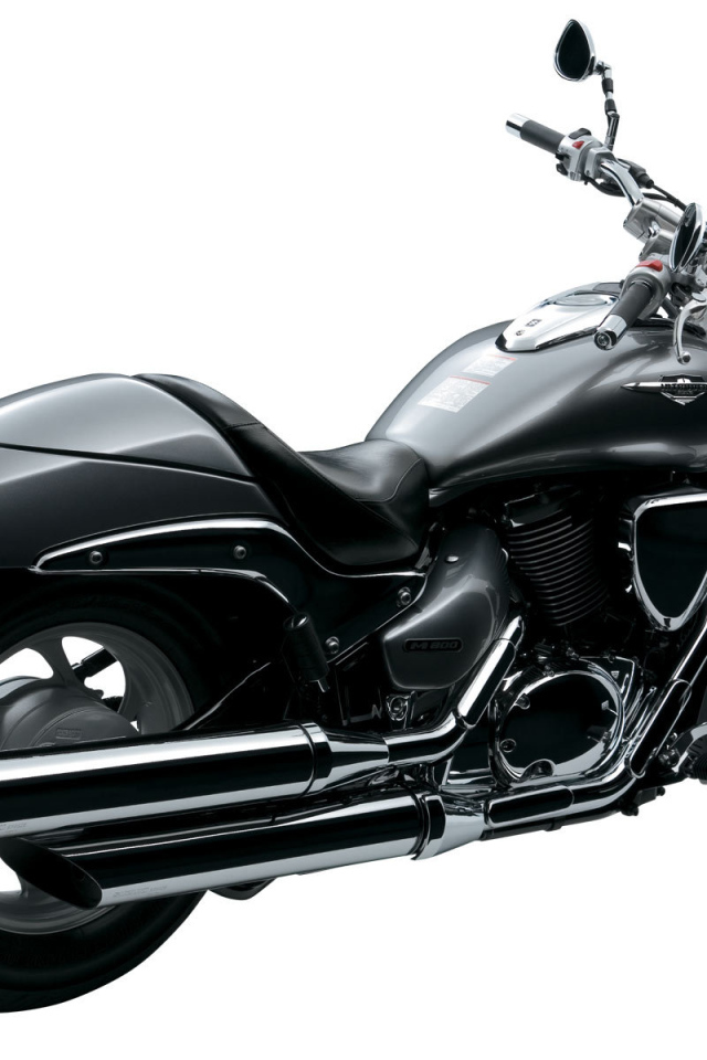 Надежный мотоцикл Suzuki Intruder M800