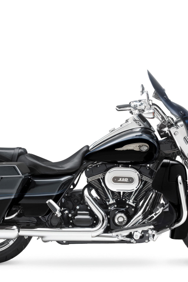 Надежный мотоцикл Harley-Davidson Road King Anniversary Edition