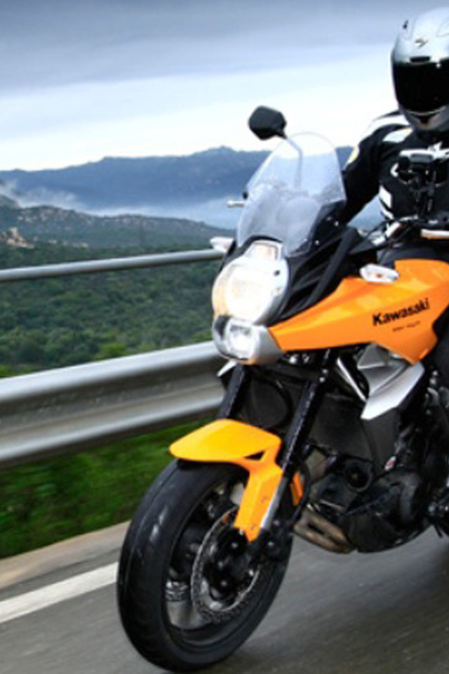 Надежный мотоцикл Kawasaki Versys