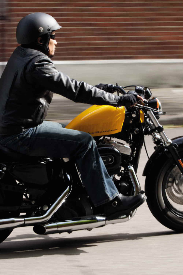 Тест-драйв мотоцикла Harley-Davidson XL 1200X Sportster Forty-Eight