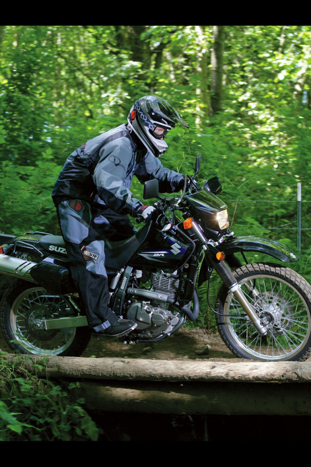 Тест-драйв мотоцикла Suzuki DR 650 SE