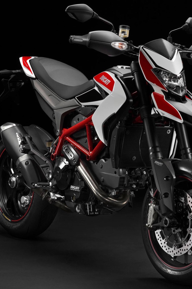 Новый надежный мотоцикл Ducati Hypermotard SP