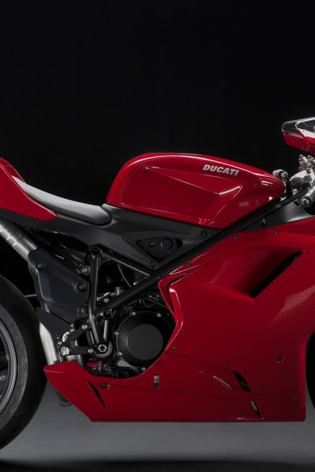 Супер мотоцикл Ducati 1198