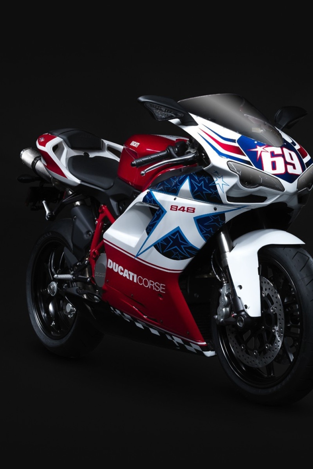 Спорт байк Ducati 848