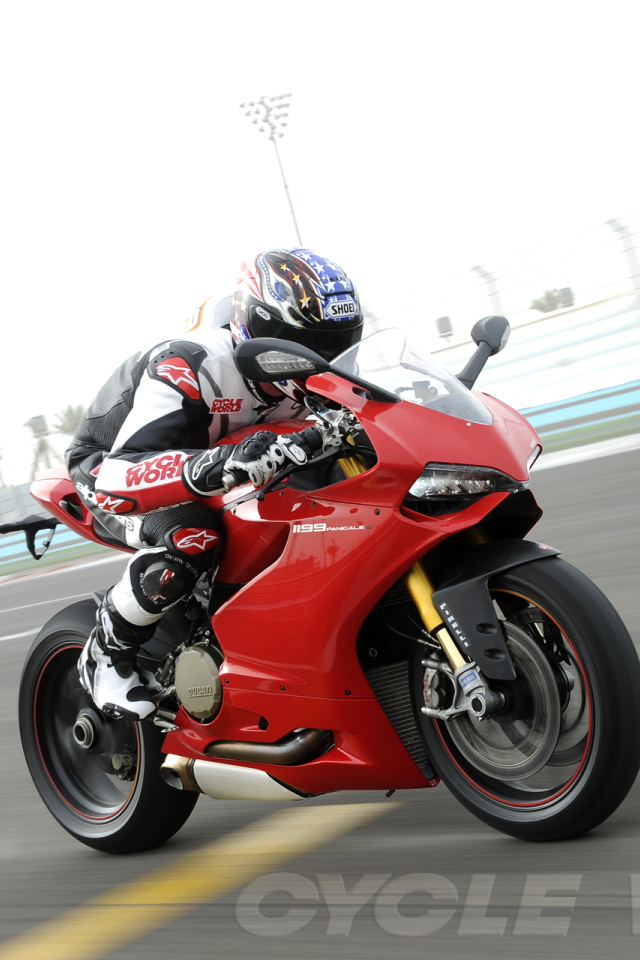 Гоночный мотоцикл Дукати