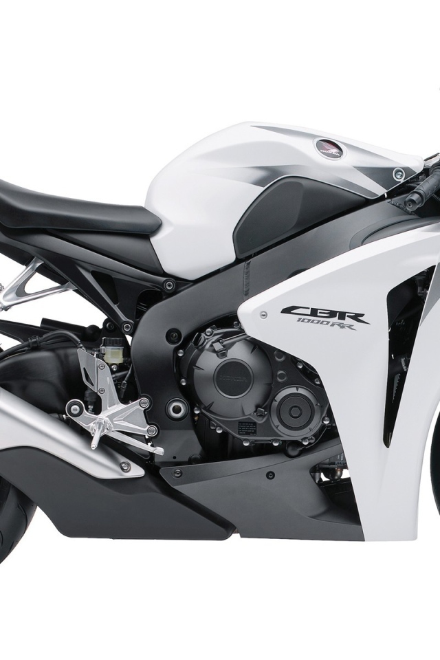 Белый Honda cbr 1000rr