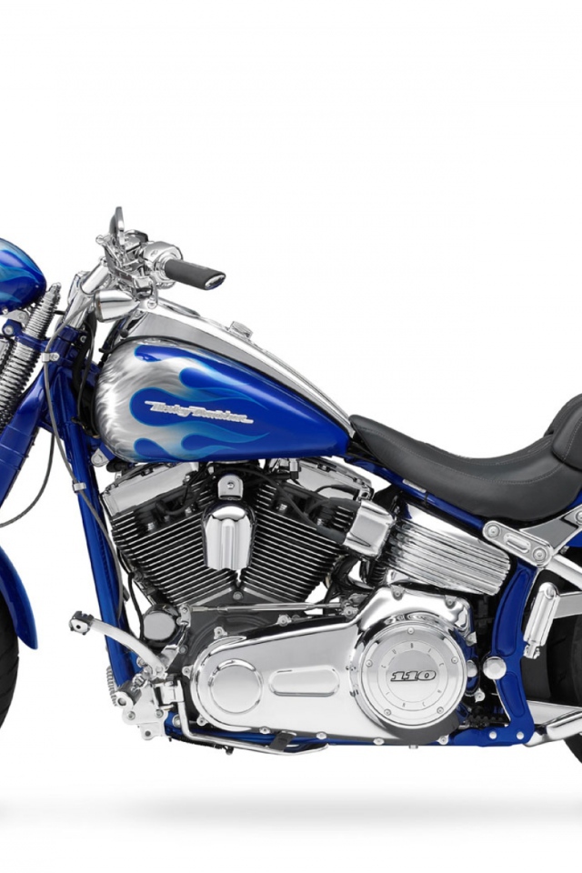 Новый надежный мотоцикл Harley-Davidson CVO Breakout