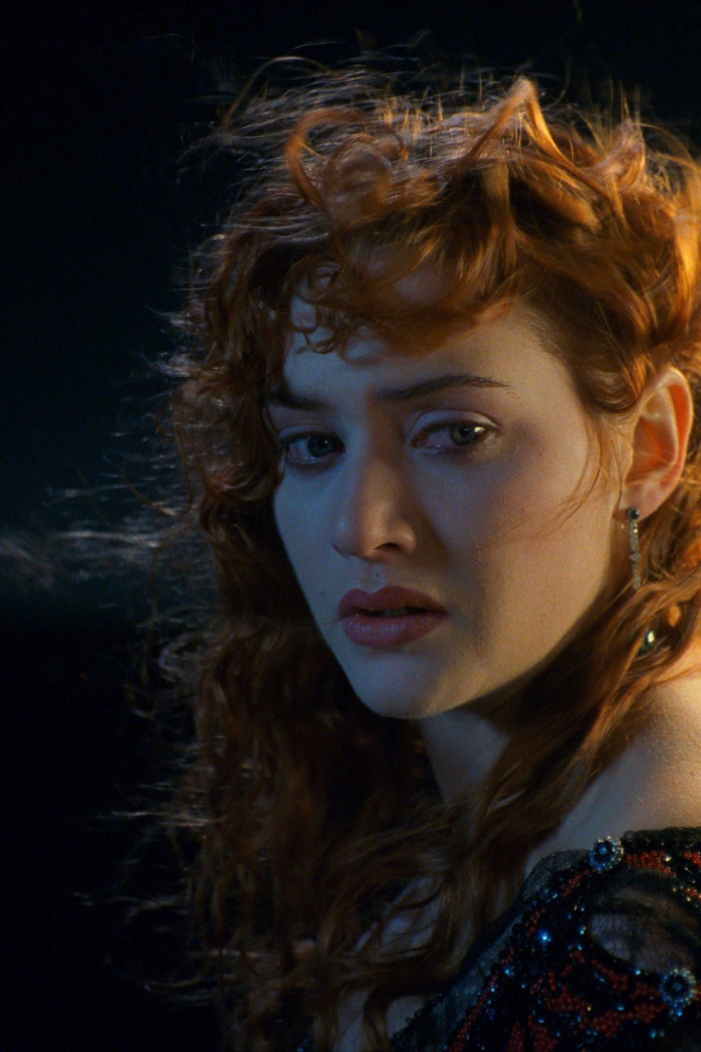 Взволнованная Роуз из фильма Титаник