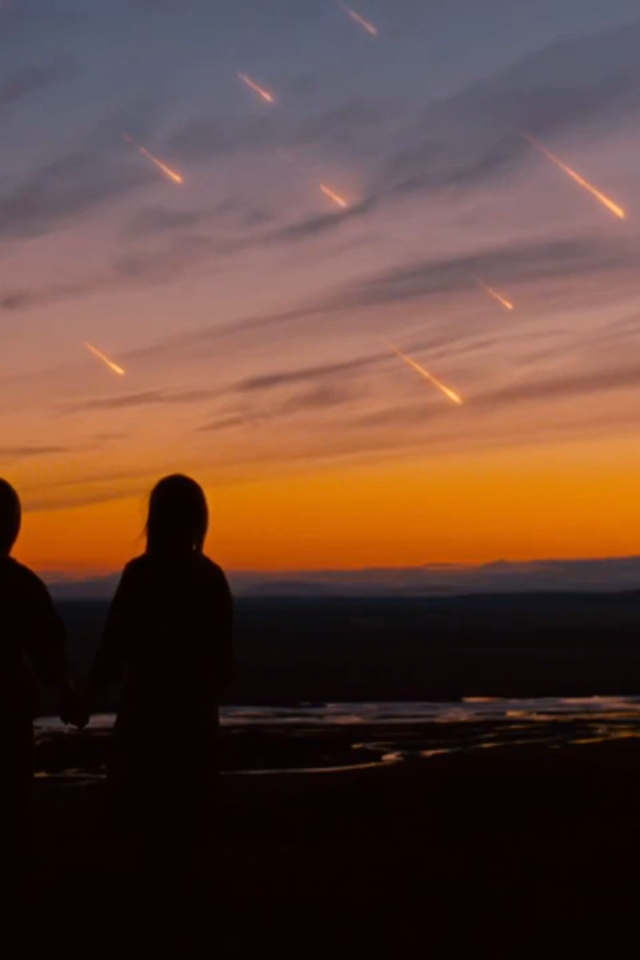 Ной люди смотрят на город