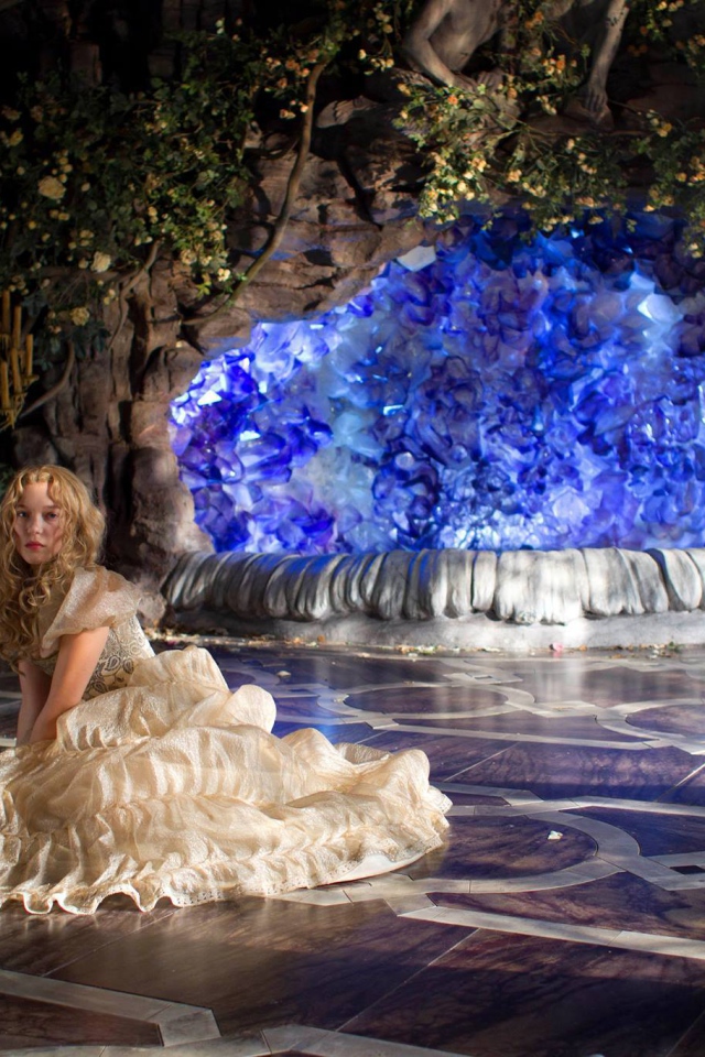 Премьера фильма Красавица и чудовище 2014