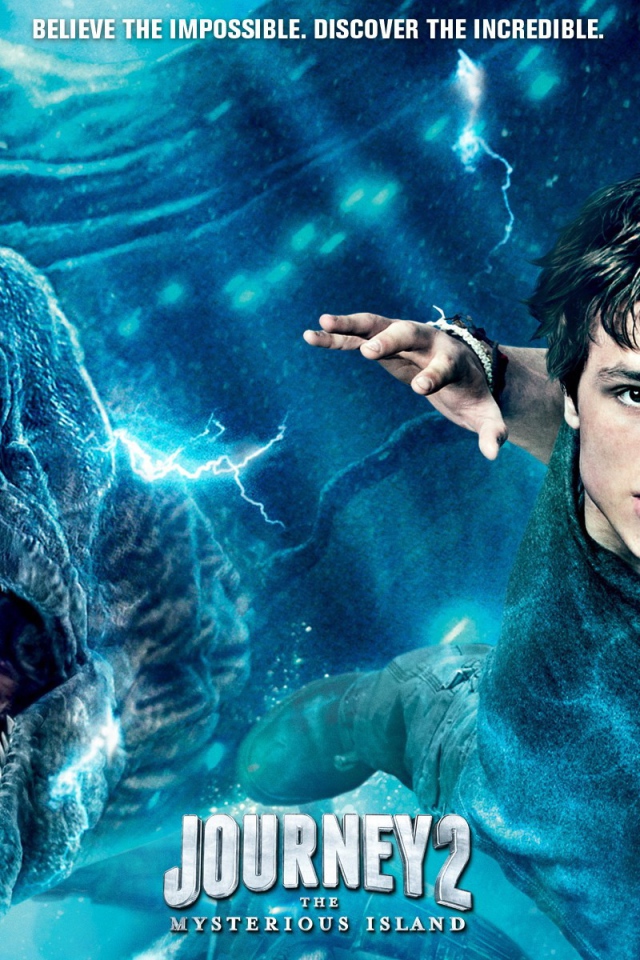 Парень под водой