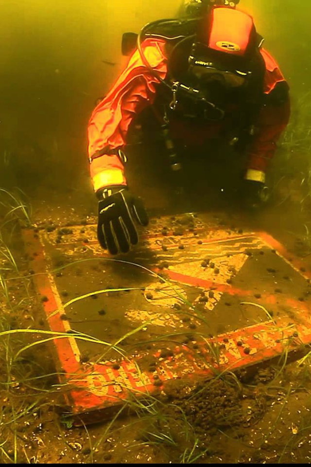 Акваланги на дне