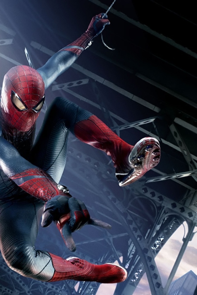 Человек паук в действии