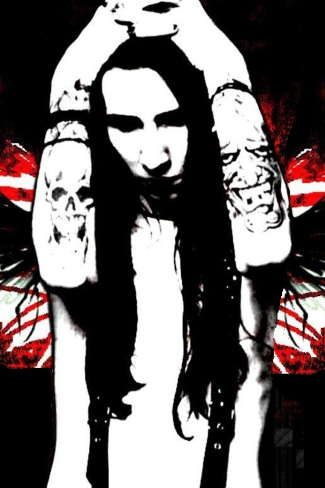 Крылья ангела у Marilyn Manson