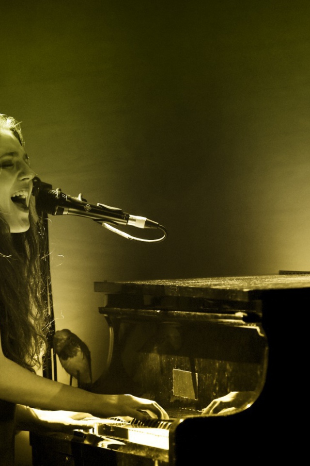 Kомпозитор за роялем