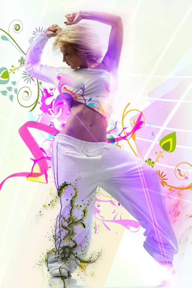 Девушка в белом танцует