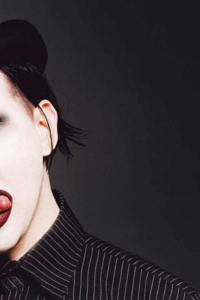 Marilyn Manson в шляпе