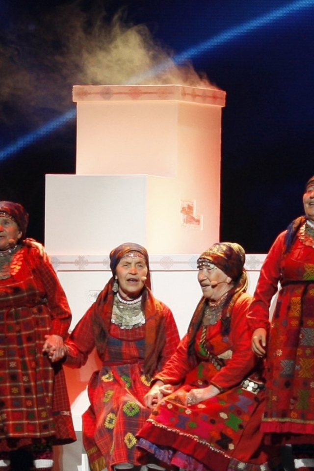 Шесть бабушек