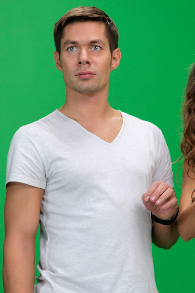 Стас Пьеха с девушкой на съемках клипа