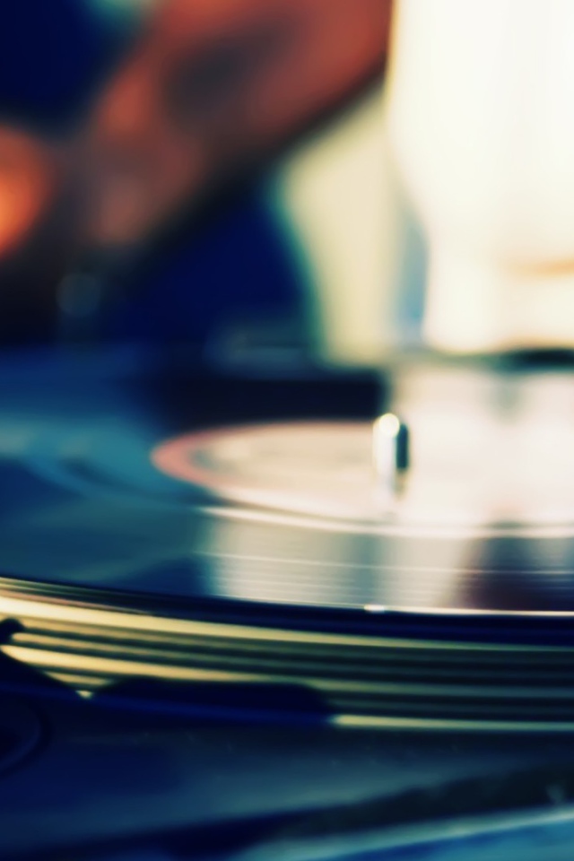 Руки диджея