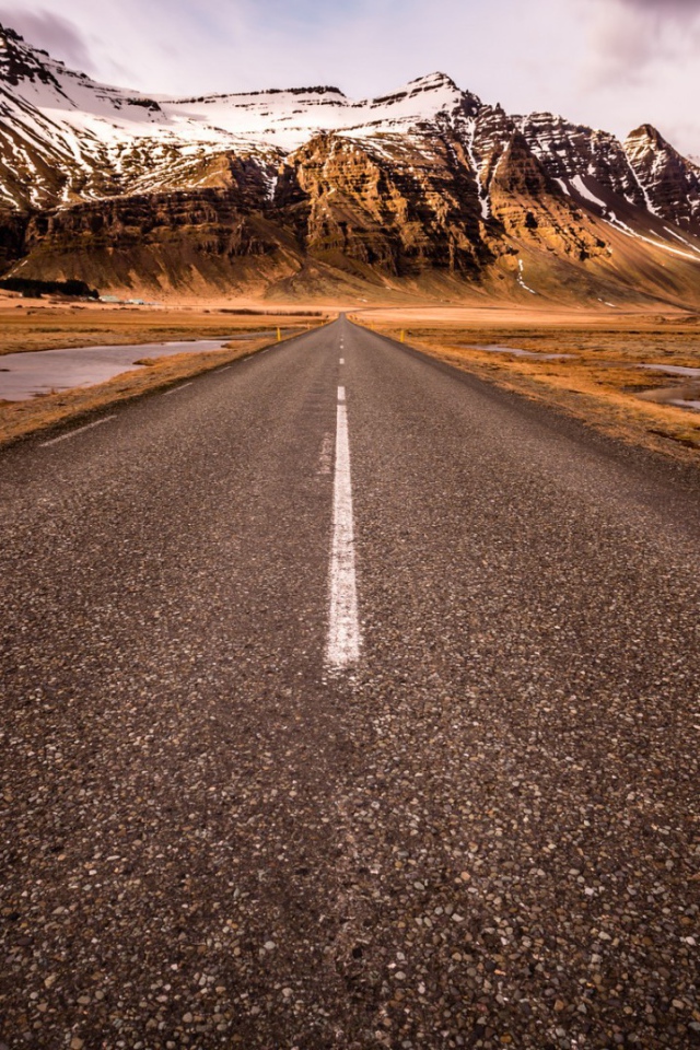 Шоссе в сторону гор