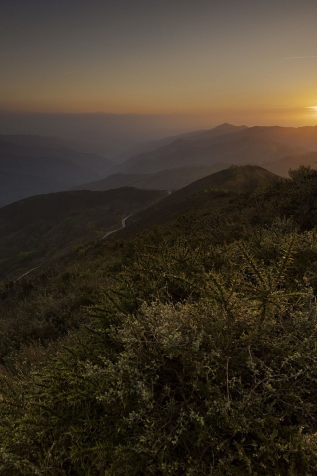 Восход солнца в горах
