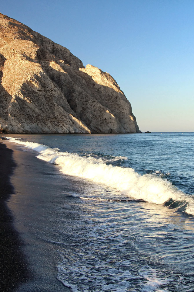 Красивое фото черного пляжа