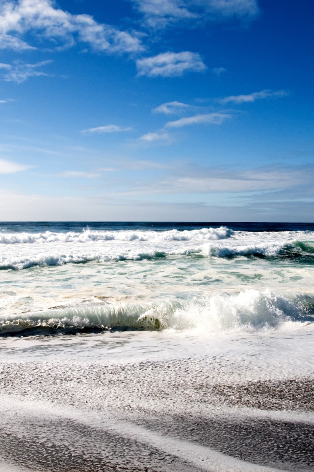 Крутой пляж