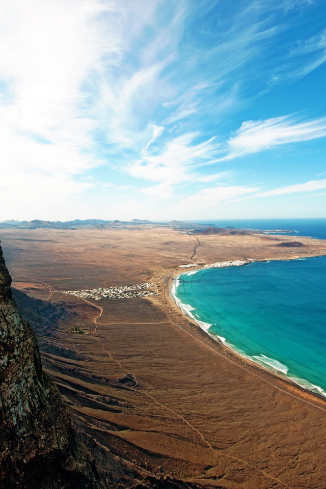 Пляж на острове